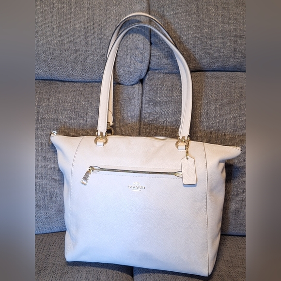 Coach Pebbled Leather Prairie Tote Chalk Leather straps